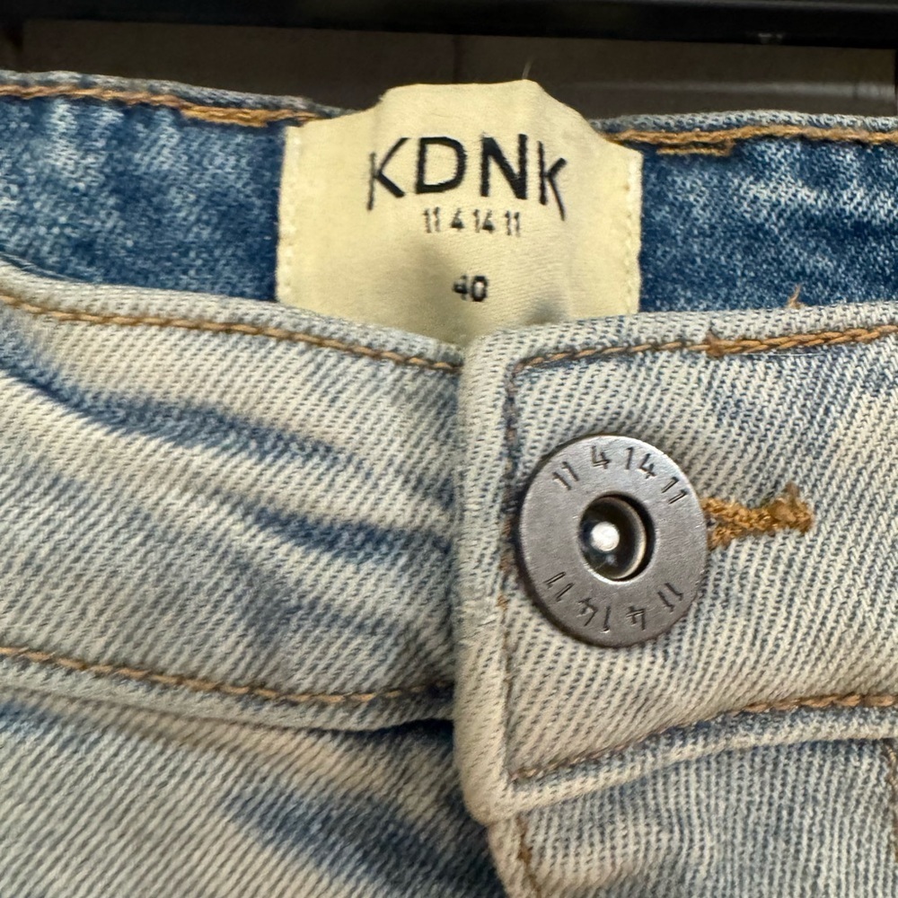 KDNK Blue Skinny Taper Jeans – Size 40W x 30L – NWT - Picture 2 of 11